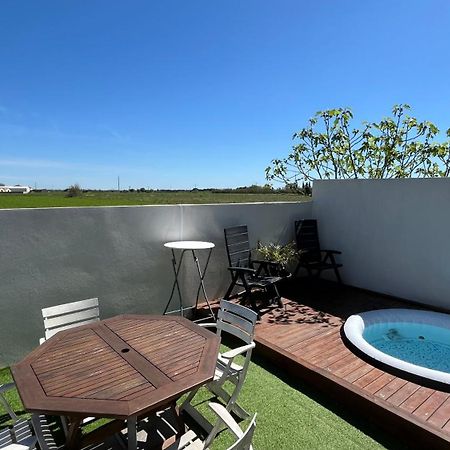 Appartement Avec Spa-Avril A Sept-Camargue 4 Personnes Saint-Laurent-dʼAigouze 外观 照片